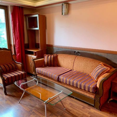 California Hotel Sofia Bagian luar foto