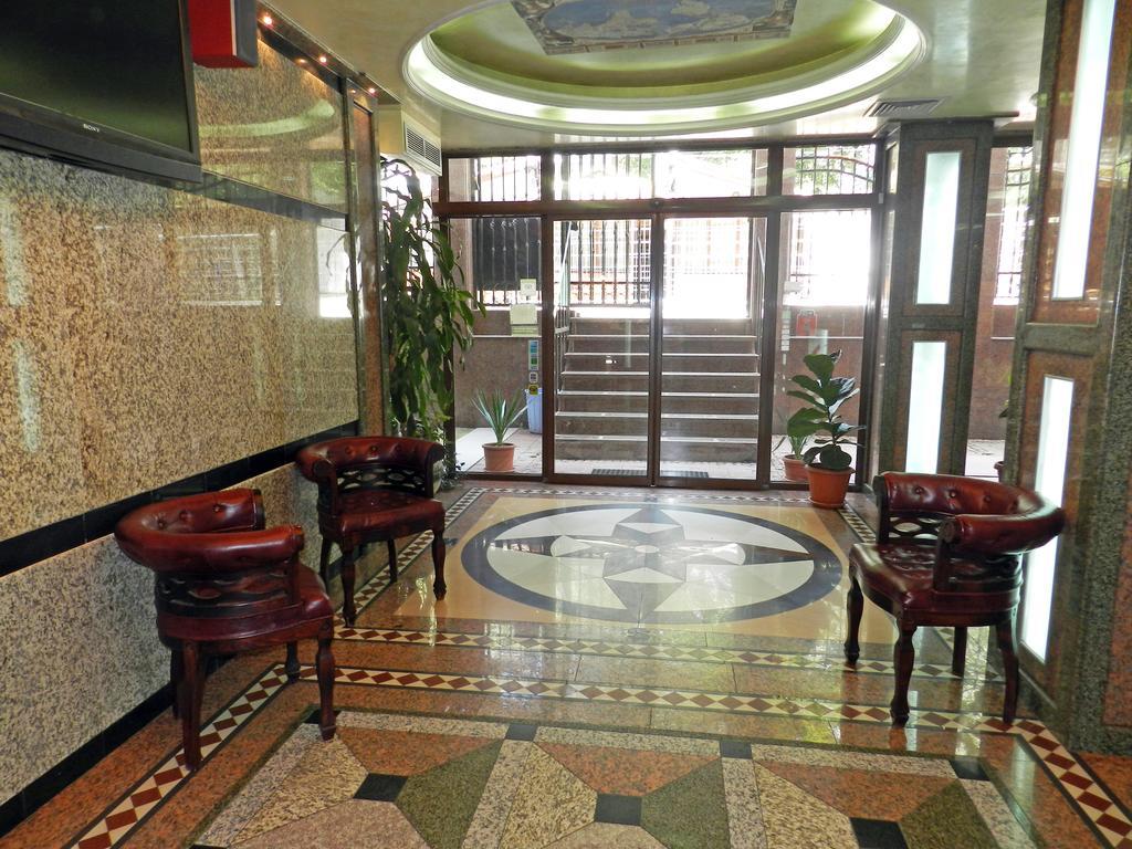 California Hotel Sofia Bagian luar foto